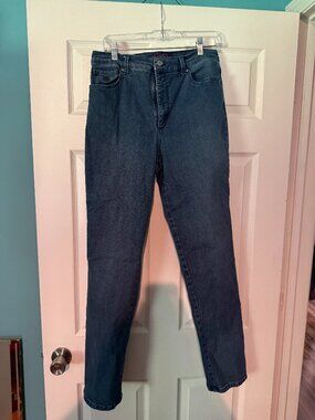 Gloria Vanderbilt Amanda Straight Leg Jeans Medium Blue size 10 Long